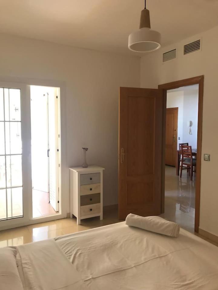 شقة Espectacular Residencial En 1A Linea Con Piscina بيناخارافي المظهر الخارجي الصورة