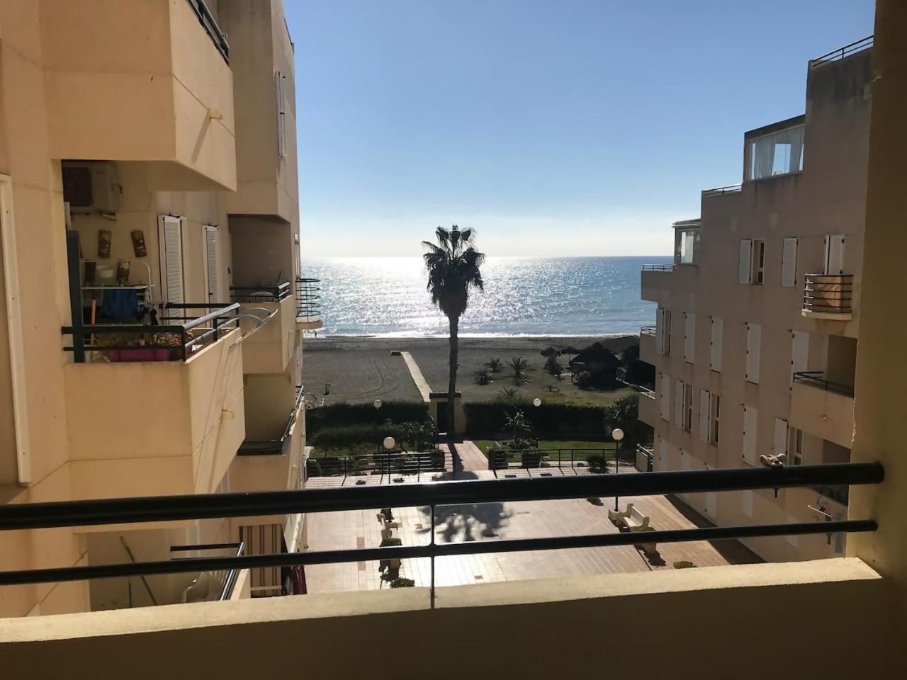 شقة Espectacular Residencial En 1A Linea Con Piscina بيناخارافي المظهر الخارجي الصورة